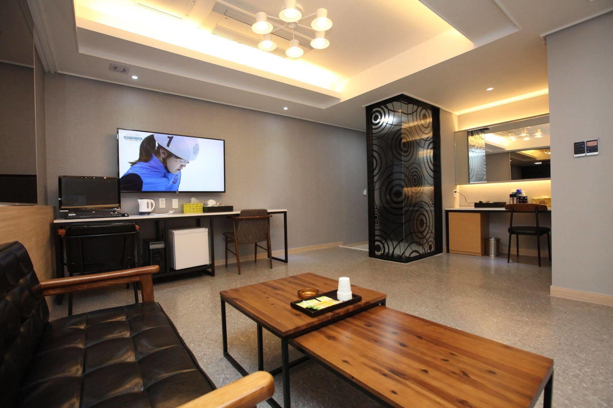 Hotel 500Th Mokpo Dış mekan fotoğraf